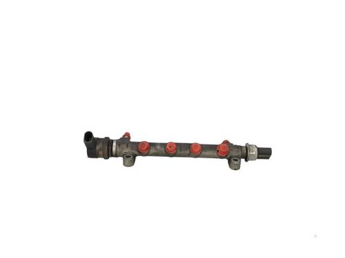 injection-rail-vw-golf-vii-5g1-bq1-be1-be2-2012-2013-2014-2015-2016-2017-2018-2019-2020-2021-40406244 main image