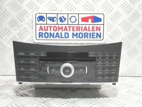 radio-mercedes-benz-e-class-t-model-s212-2009-2010-2011-2012-2013-2014-2015-2016-40362340 main image