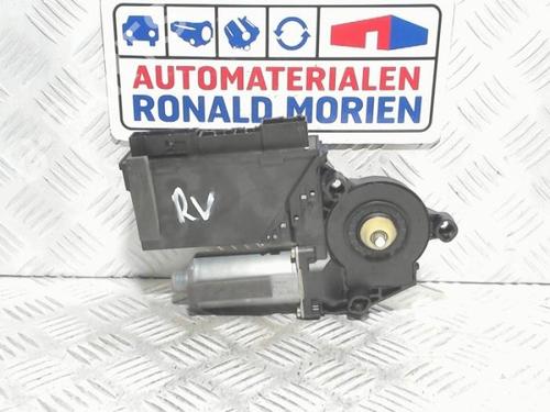 Used Electronic module Electronic module VW PHAETON (3D1, 3D2, 3D3, 3D4, 3D6, 3D7, 3D8, 3D9) 5.0 V10 TDI 4motion (313 hp) 40431222 40431222