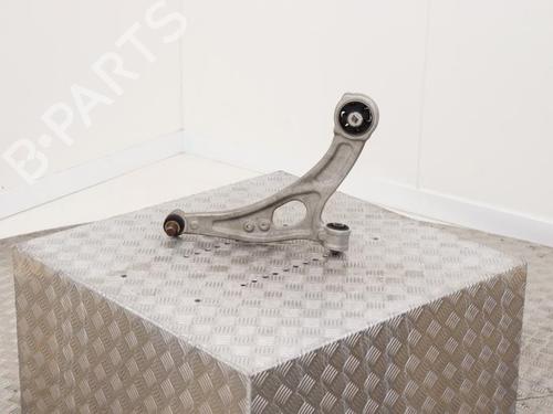 right-front-suspension-arm-ford-kuga-iii-dfk-2019-40476203 main image