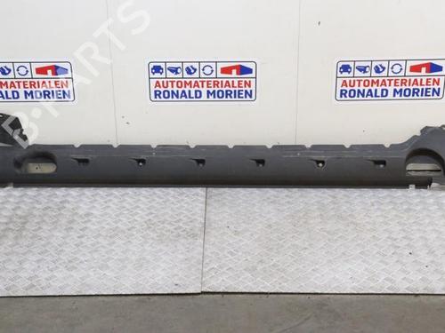 left-sideskirt-audi-e-tron-gen-2018-40409558 main image