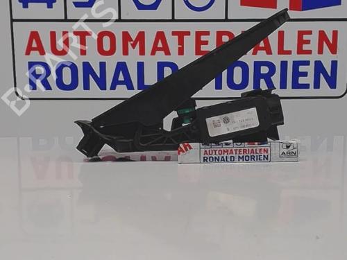 Used Electronic module Electronic module VW PASSAT B6 Variant (3C5) 2.0 TDI (136 hp) 40377166 40377166