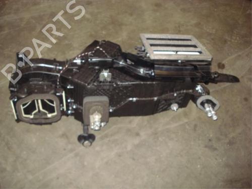 Used Heater matrix box Heater matrix box VW TOUAREG (7P5, 7P6) 3.0 V6 TDI (240 hp) 40472290 40472290