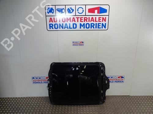 sunroof-audi-q3-8ub-8ug-2011-2012-2013-2014-2015-2016-2017-2018-2019-2020-40432044 main image