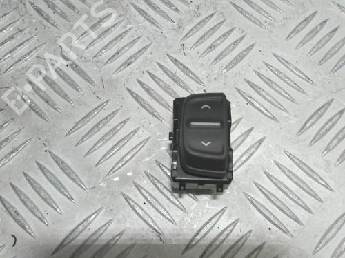 switch-dacia-sandero-ii-2012-40362040 main image