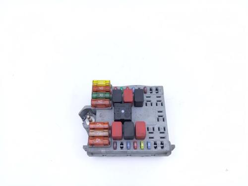 Used Fuse box Fuse box FIAT DOBLO Box Body/MPV (223_) 1.3 D Multijet (75 hp) 40471418 40471418