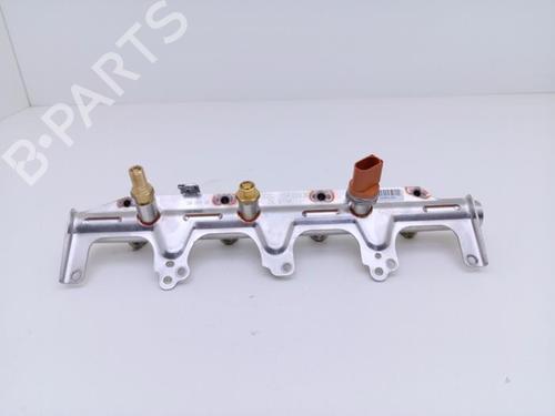 Used Injection rail Injection rail VW GOLF VI (5K1) 2.0 R 4motion (270 hp) 40420487 40420487