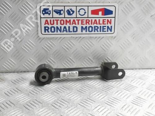 Used Right rear suspension arm Right rear suspension arm TESLA MODEL 3 (5YJ3) EV AWD (351 hp) 40386353 40386353
