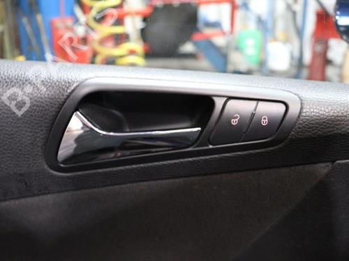 Radio VW PASSAT B6 Variant (3C5) 2.0 TDI | BP40415282E6 - Image 27