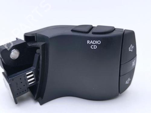 Used Steering wheel controls Steering wheel controls RENAULT KOLEOS I (HY_) 2.0 dCi (HY0K) (150 hp) 40470247 40470247