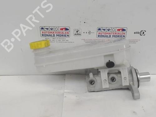 Used Brake master cylinder Brake master cylinder PEUGEOT BOXER Bus 2.2 HDi 110 (110 hp) 40470417 40470417