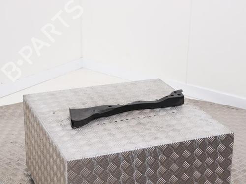 subframe-ford-kuga-iii-dfk-2019-40476211 main image