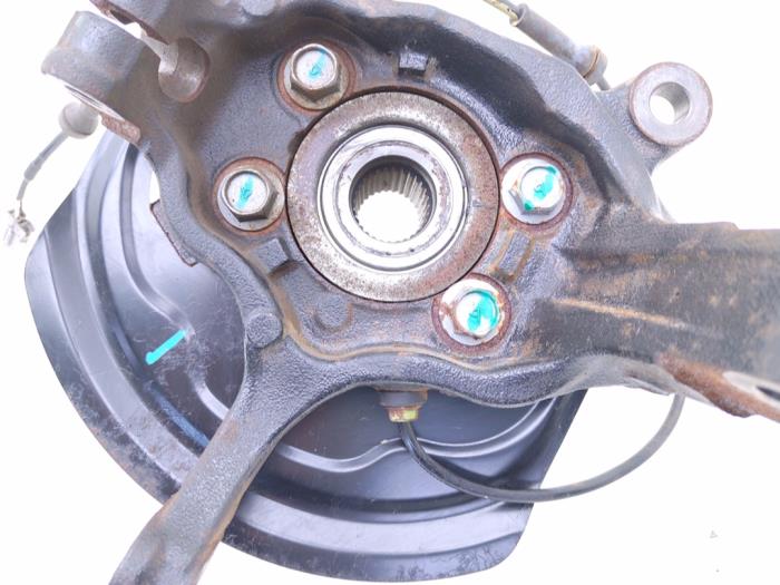 Right front steering knuckle RENAULT KOLEOS I (HY_) 2.5 4x4 (HY0C, HY0N) | BP40365579M26 - Image 4