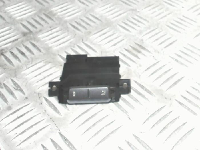 Switch VW PHAETON (3D1, 3D2, 3D3, 3D4, 3D6, 3D7, 3D8, 3D9) 4.2 V8 4motion | BP40361461I30 - Image 1