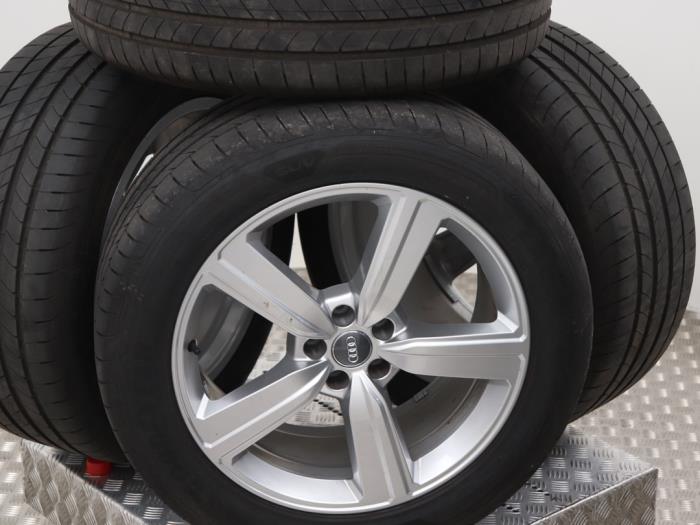 Wheel set AUDI E-TRON (GEN) 55 quattro | BP40388064C100 - Image 1