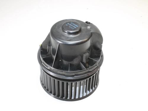 Heater blower motor FORD KUGA II (DM2) 1.5 EcoBoost 4x4 | BP39822245M62 - Image 3