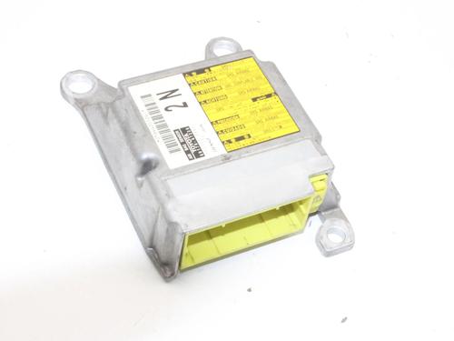 ecu-airbags-toyota-prius-plus-_w4_-2011-39788935 main image