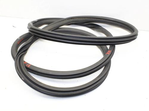 Gummiliste Gummiliste BMW 1 (F40) 116 d (116 hp) 39846553 39846553