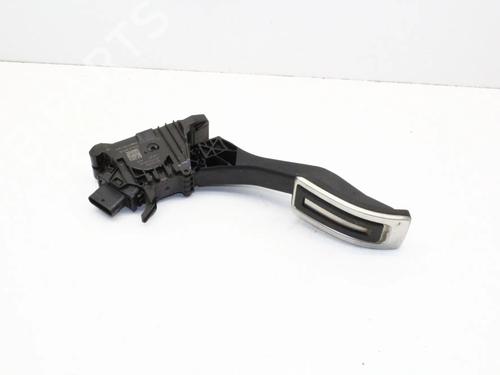 pedal-cupra-born-k11-2021-39780510 main image