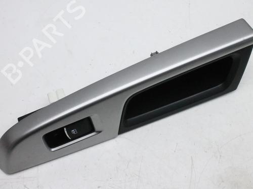 Venstre bagtil elrude kontakt Venstre bagtil elrude kontakt SUBARU WRX Saloon (GJ) 2.0 AWD (GK6, GK8) (268 hp) 39847004 39847004