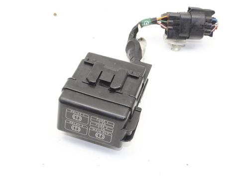 Used Fuse box Fuse box MITSUBISHI OUTLANDER III (GG_W, GF_W, ZJ, ZL, ZK) 2.4 Hybrid 4WD (GG3W) (208 hp) 39783275 39783275