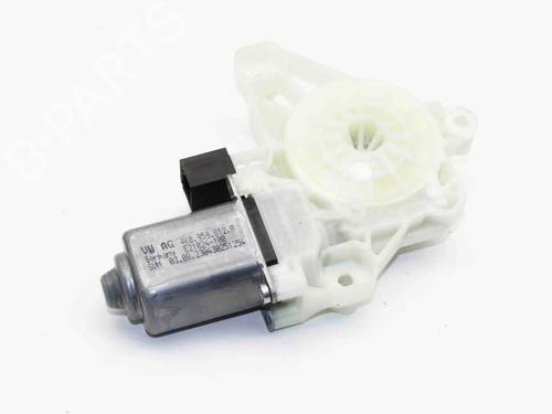 rudehejsemotor-forskrm-hjre-audi-q4-e-tron-suv-f4b-2020-39777438 main image