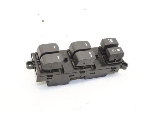 Used Right front window switch Right front window switch SUZUKI SX4 S-Cross (JY) 1.4 Hybrid (Mild Hybrid) (AKK 414) (129 hp) 39800422 39800422