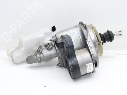 Used Servo brake Servo brake RENAULT ARKANA I (LCM_, LDN_) 1.6 E-TECH 145 (LDMU) (143 hp) 39838596 39838596