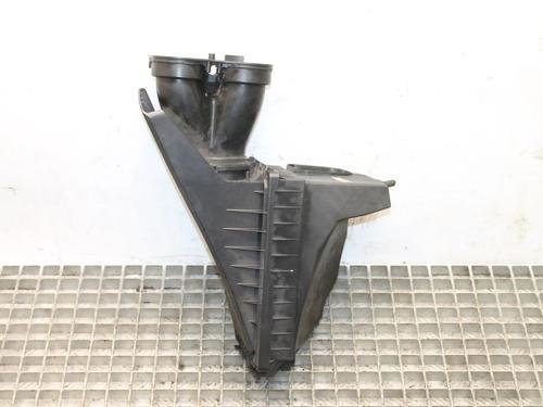 Used Air filter box Air filter box JAGUAR XF I (X250) 2.7 D (207 hp) 39868189 39868189