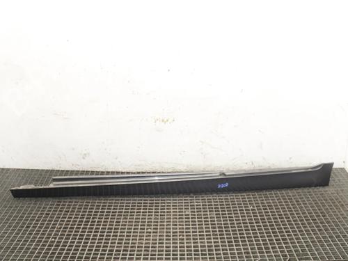 Venstre sidekjole Venstre sidekjole BMW 5 (F10) 530 d (258 hp) 39821896 39821896