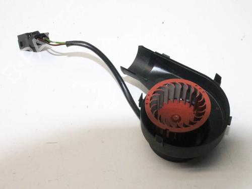 Used Heater blower motor Heater blower motor BMW 1 Coupe (E82) 125 i (218 hp) 39821137 39821137