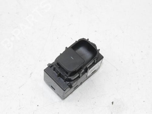 Used Right rear window switch Right rear window switch TESLA MODEL Y (5YJY) EV Rear-Wheel Drive (299 hp) 39826808 39826808