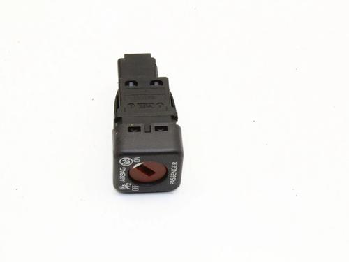 Used Switch Switch TOYOTA AYGO X (_B7_) 1.0 VVT-i (KGB70) (72 hp) 39799943 39799943
