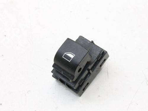 Kombi Kontakt / Stilkkontakt Kombi Kontakt / Stilkkontakt BMW 3 (F30, F80) 330 e (252 hp) 39879190 39879190