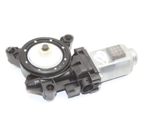Used Right rear window motor Right rear window motor HYUNDAI IONIQ (AE) Electric (136 hp) 39774657 39774657