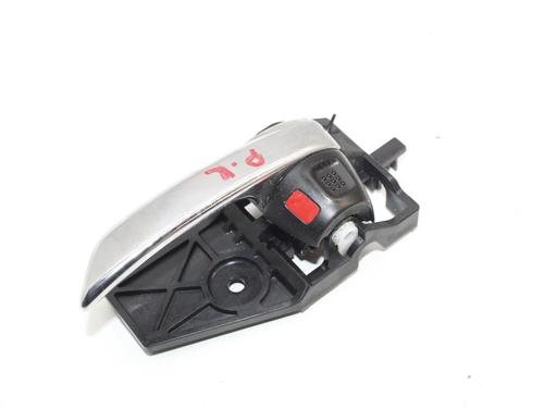 Front left interior door handle SUZUKI SX4 S-Cross (JY) 1.4 Hybrid (Mild Hybrid) (AKK 414) | BP39852104I13 - Image 2