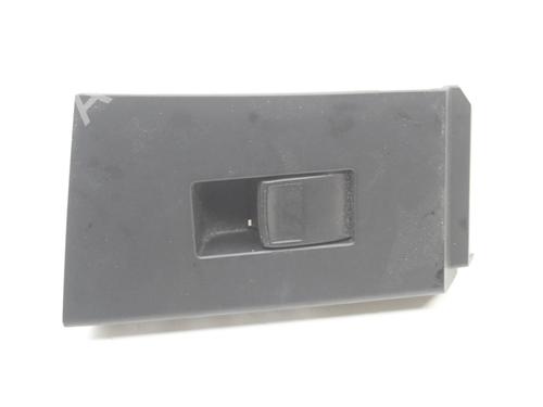 Used Switch Switch TOYOTA AURIS (_E18_) 1.6 (ZRE181_, ZRE185_, ZRE185R, ZRE181R) (132 hp) 39845678 39845678