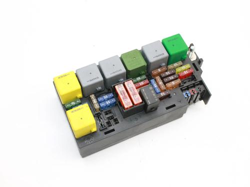 Used Fuse box Fuse box MERCEDES-BENZ M-CLASS (W164) ML 420 CDI 4-matic (164.128) (306 hp) 39845545 39845545
