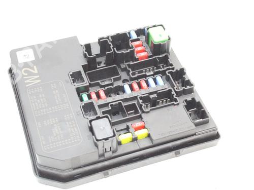 Used Fuse box Fuse box NISSAN LEAF (ZE0) Electric (109 hp) 39826896 39826896