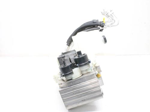 Control unit TESLA MODEL Y (5YJY) Long Range All-wheel Drive | BP39827743M11 - Image 2