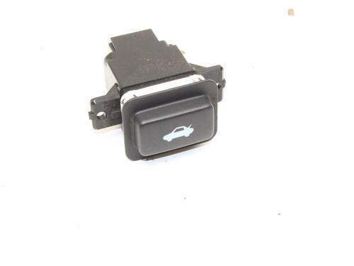Kombi Kontakt / Stilkkontakt Kombi Kontakt / Stilkkontakt HONDA ACCORD VIII (CU) 2.2 i-DTEC (CU3) (150 hp) 39879006 39879006