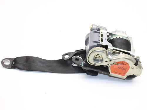 front-left-seatbelt-audi-tt-fv3-fvp-2014-39789426 main image