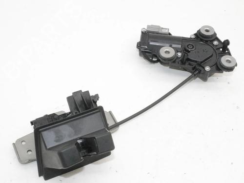 tailgate-lock-polestar-polestar-2-534-2019-39778377 main image