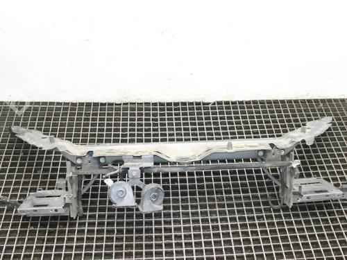 Used Crossmember Crossmember LAND ROVER DISCOVERY SPORT (L550) 2.0 D 4x4 (180 hp) 39816124 39816124