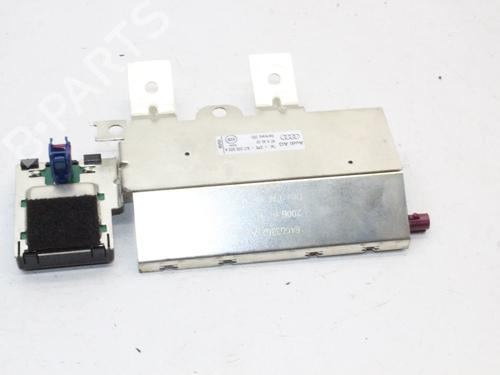 Used Antenna/Base Antenna/Base AUDI TT Roadster (8J9) 2.0 TTS quattro (272 hp) 39832609 39832609