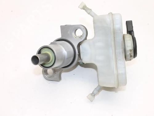 Used Brake master cylinder Brake master cylinder AUDI A5 Sportback (8TA) 2.0 TDI (143 hp) 39833622 39833622