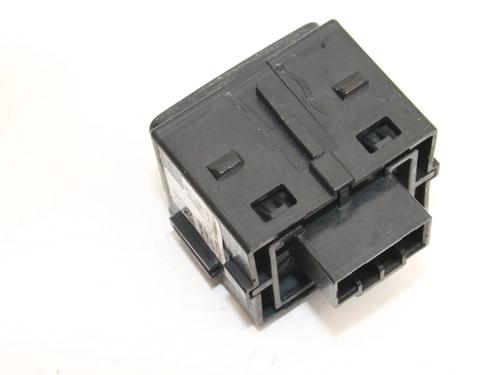 Switch LAND ROVER DISCOVERY SPORT (L550) 2.0 D 4x4 | BP39777765I30 - Image 2