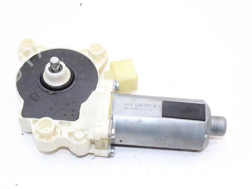 Used Right front window motor Right front window motor MERCEDES-BENZ CLK (C209) CLK 220 CDI (209.308) (150 hp) 39816547 39816547