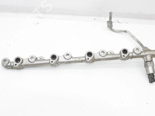 Used Injection rail Injection rail LEXUS IS III (_E3_) 300h (AVE30_, AVE30R) (223 hp) 39848957 39848957