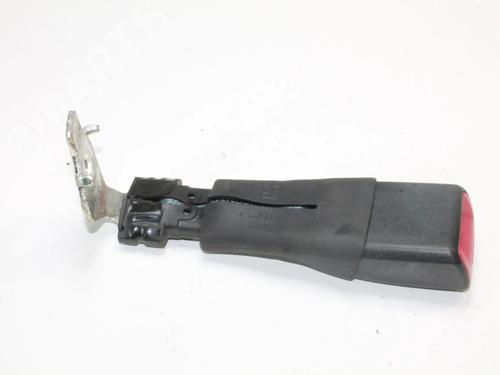 Used Seat buckle Seat buckle TOYOTA AURIS (_E15_) 2.2 D (ADE157_, ADE151_, ADE151R, ADE157R) (177 hp) 39800372 39800372